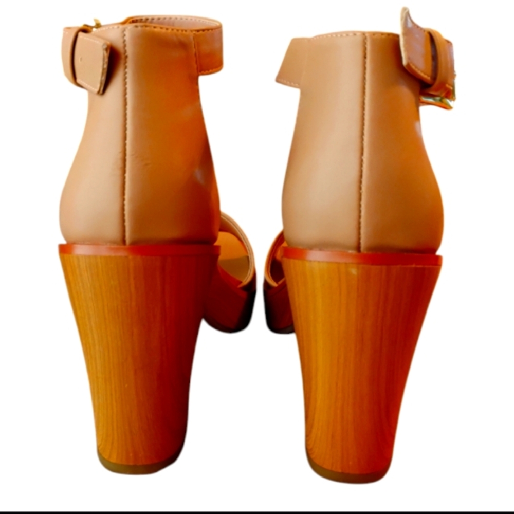 Anne Klein Platform Sandals - Picture 2 of 6